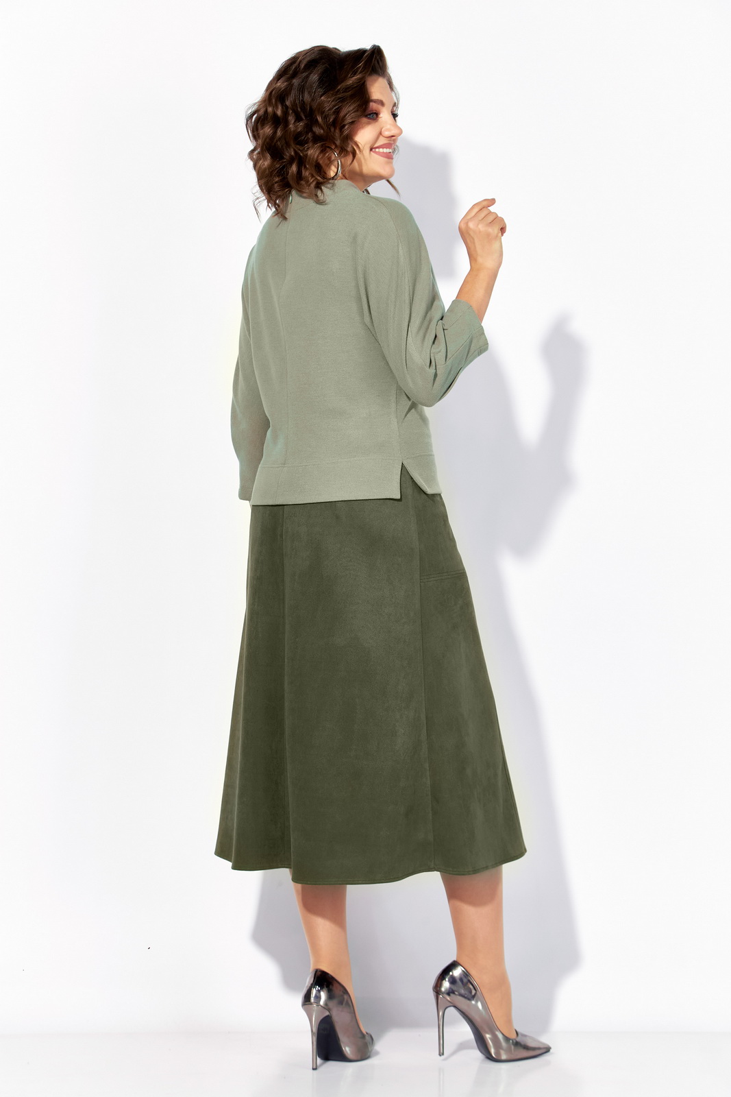 М 1500-спинка Костюмы-Лилиана-1500